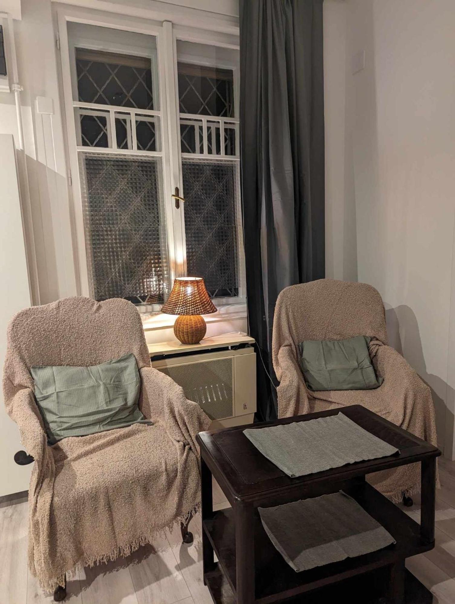 Third Floor Art Idyll Apartment Budapest Luaran gambar